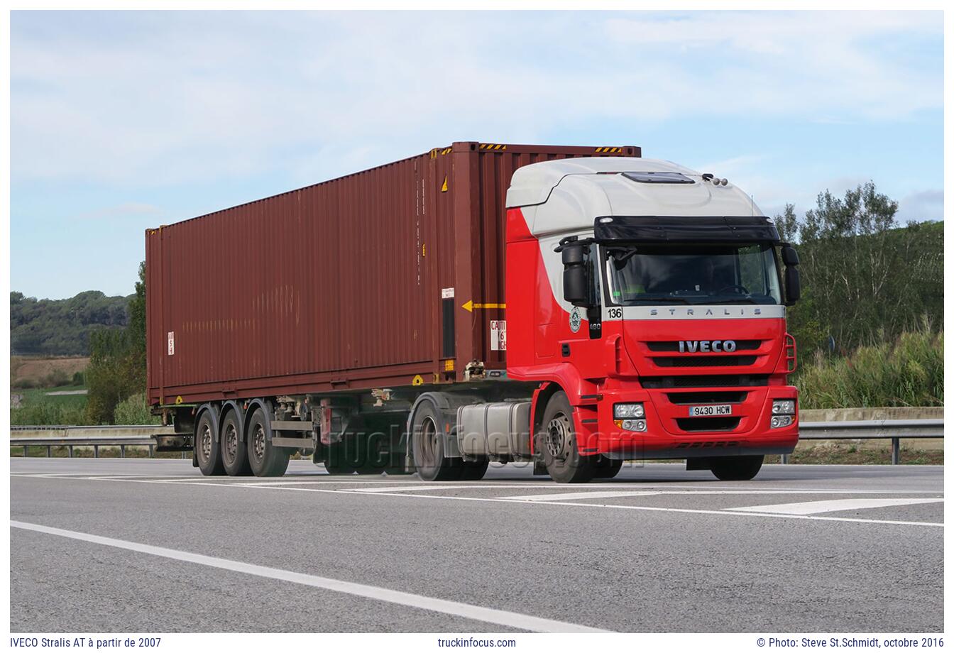 IVECO Stralis AT à partir de 2007 Photo octobre 2016