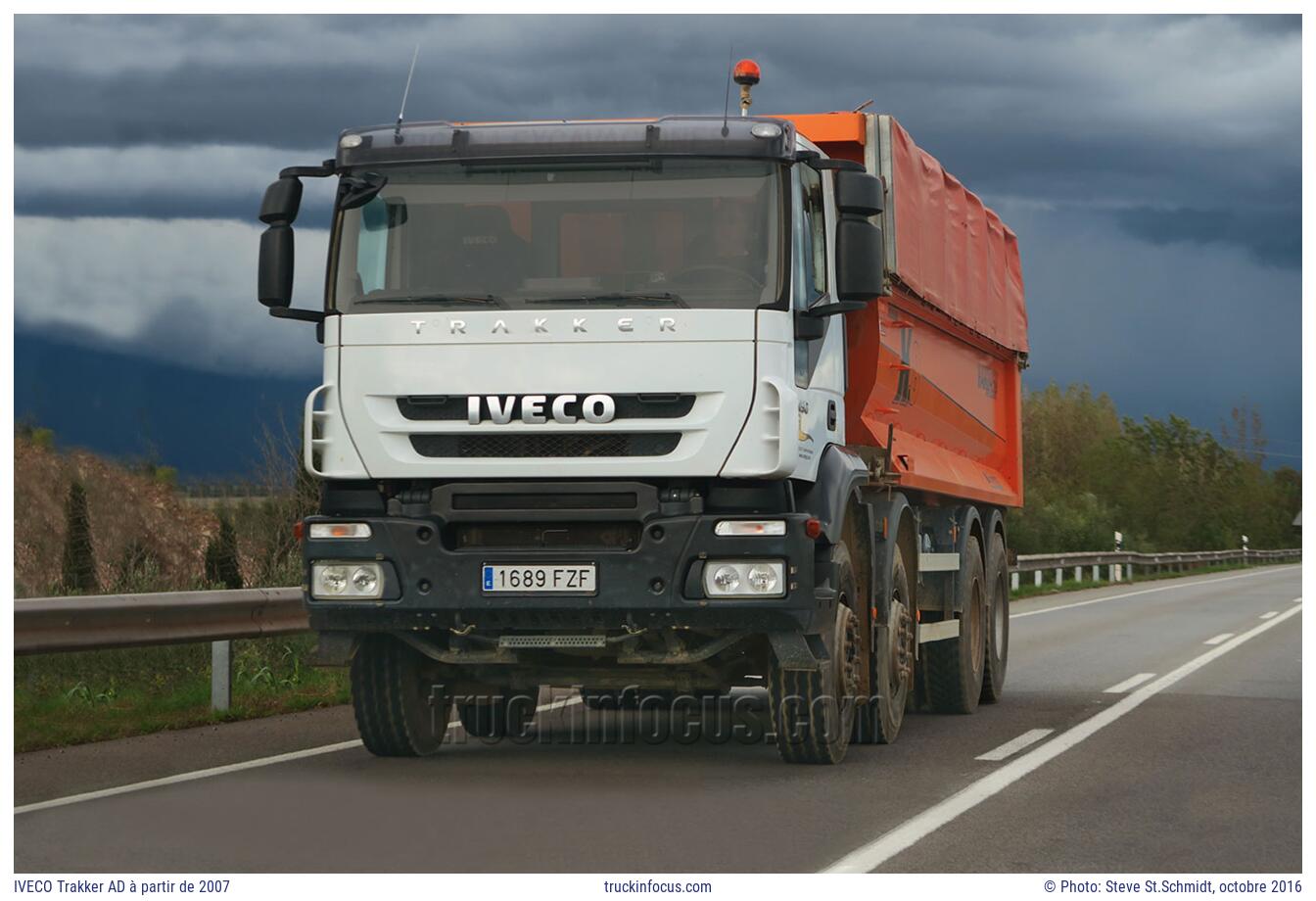 IVECO Trakker AD à partir de 2007 Photo octobre 2016