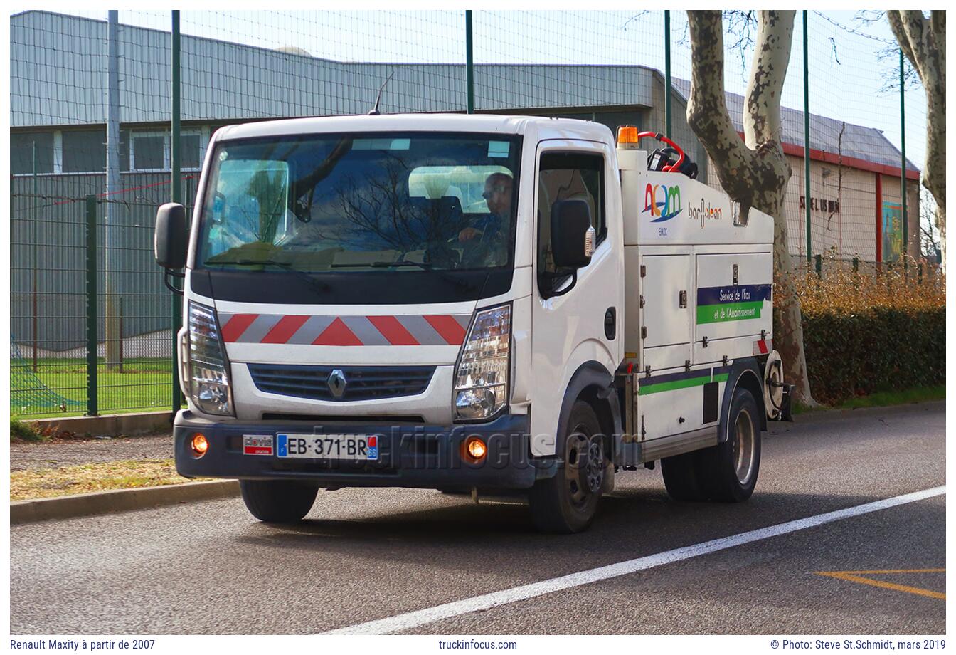 Renault Maxity à partir de 2007 Photo mars 2019