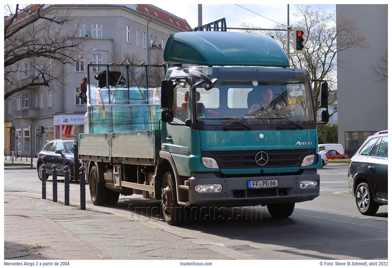 Mercedes Atego 2 a partir de 2004 Foto abril 2022