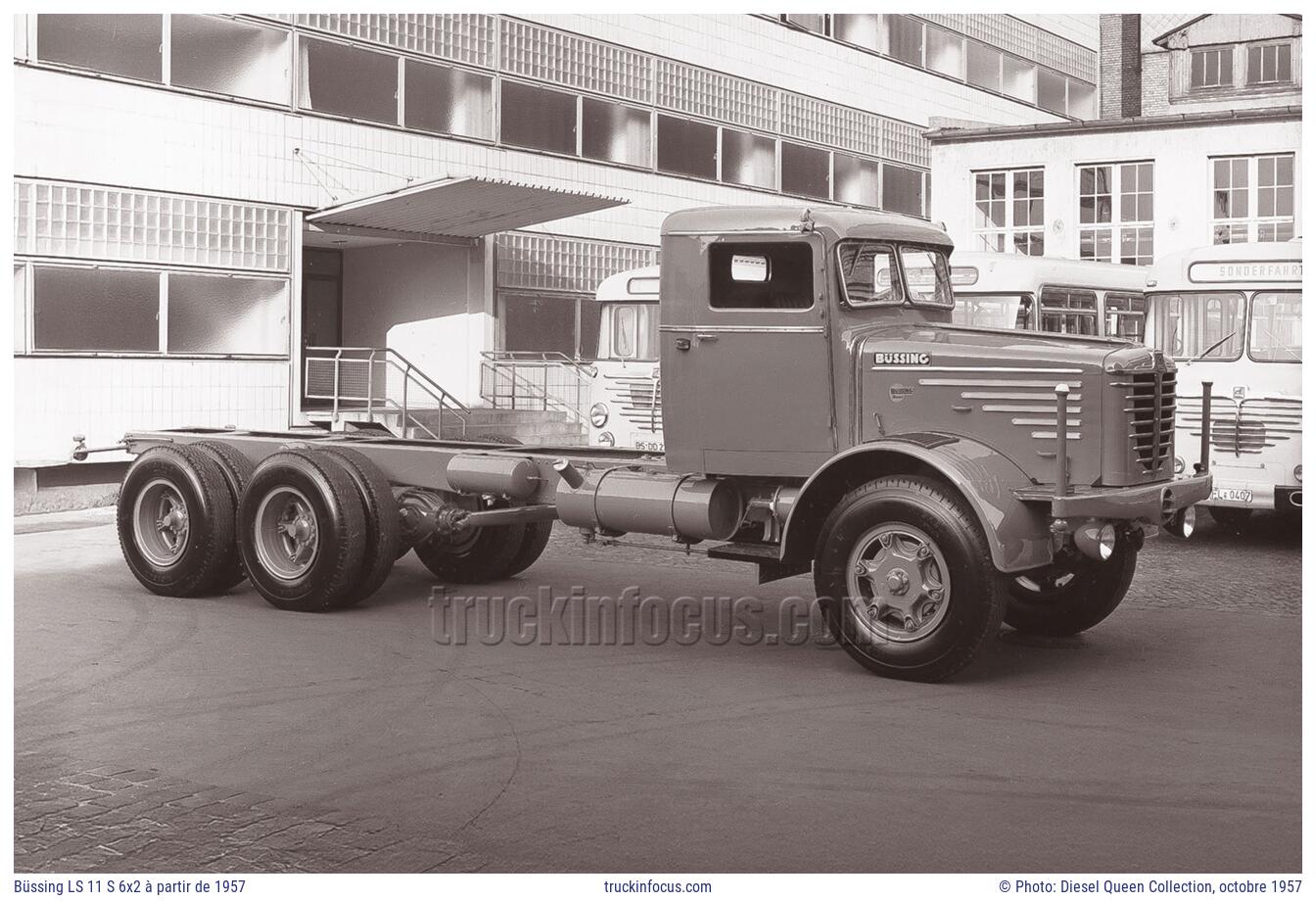 Büssing LS 11 S 6x2 à partir de 1957 Photo octobre 1957