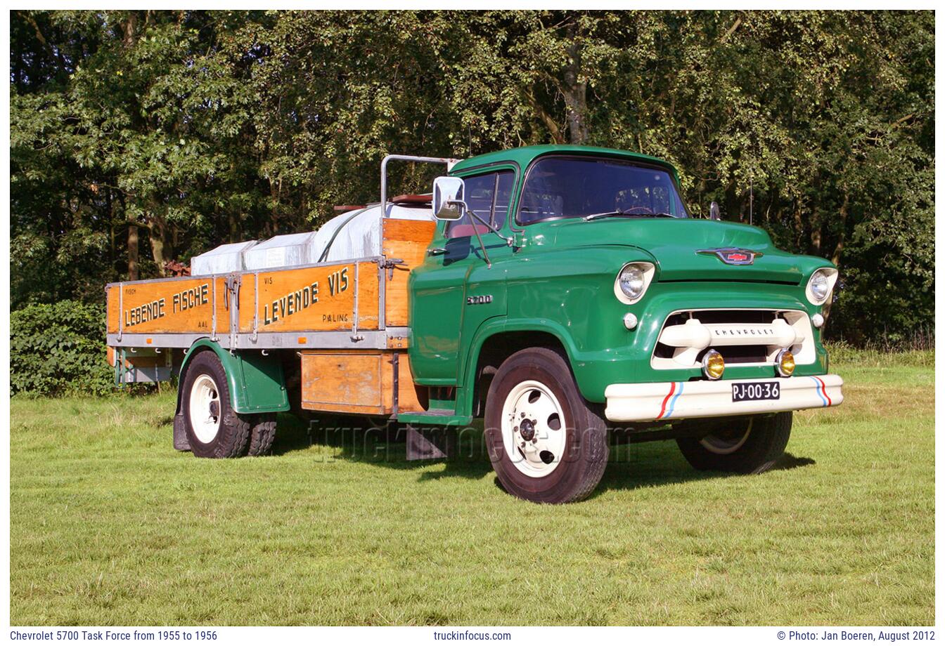 Chevrolet 5700 Task Force from 1955 to 1956 Photo August 2012