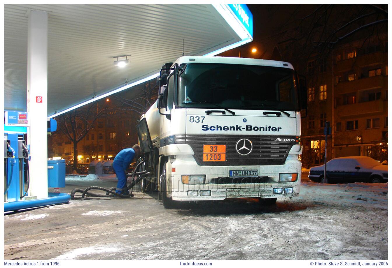 Mercedes Actros 1 from 1996 Photo January 2006