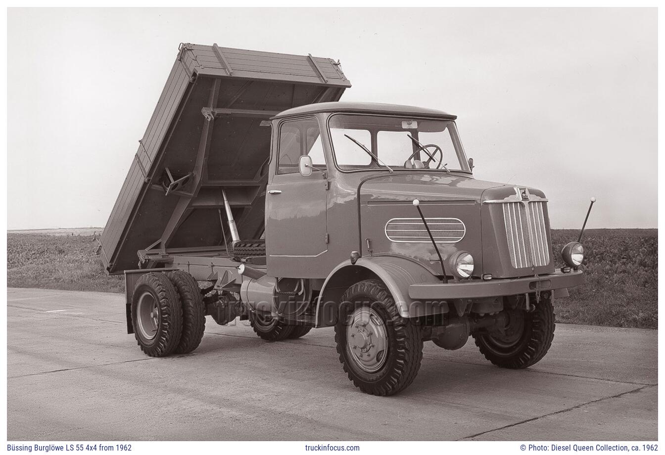 Büssing Burglöwe LS 55 4x4 from 1962 Photo ca. 1962