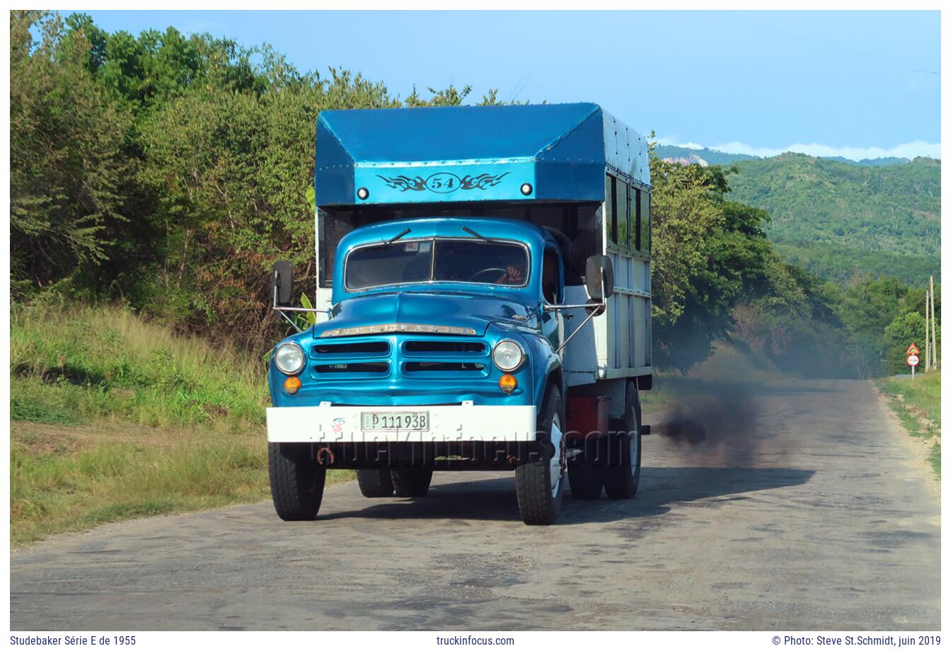 Studebaker Série E de 1955 Photo juin 2019