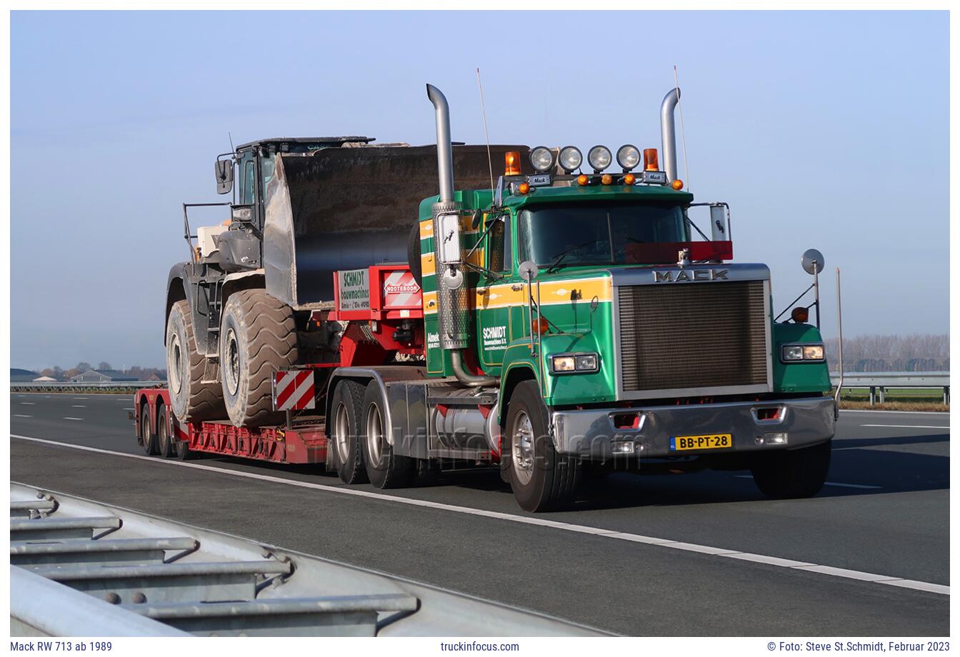 Mack RW 713 ab 1989 Foto Februar 2023