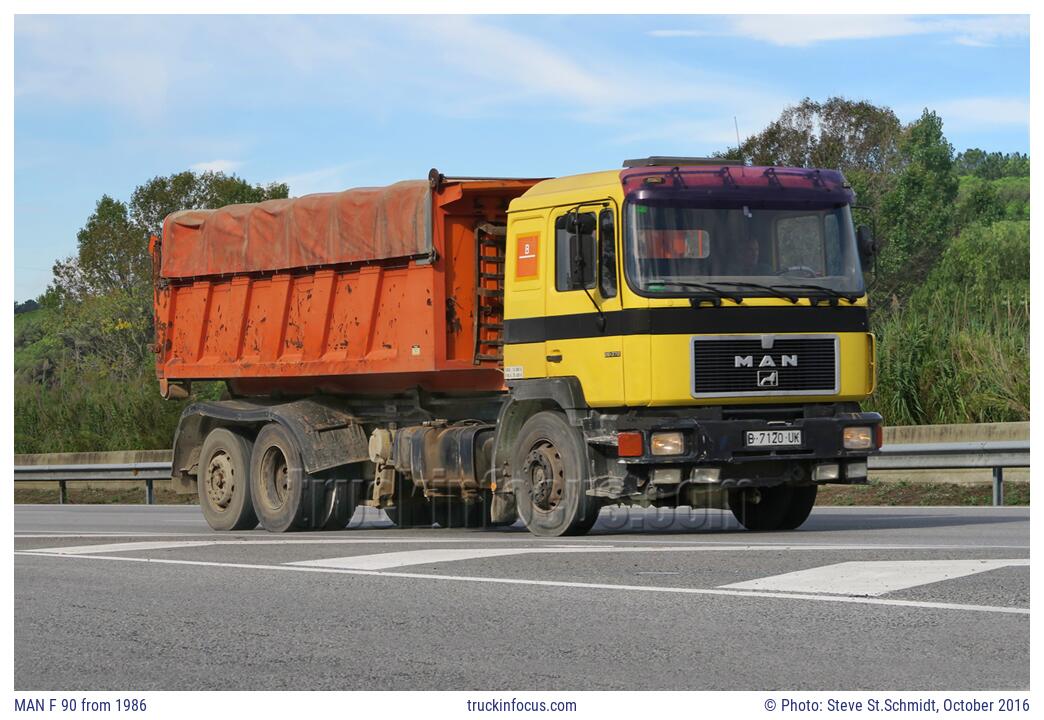 MAN F 90 from 1986 Photo October 2016